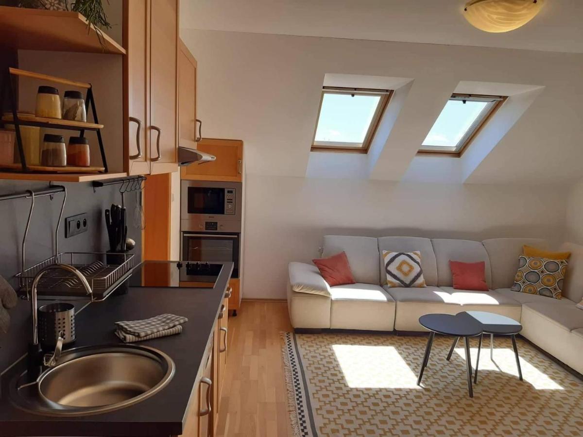 Stará Lesná Apartman Happy מראה חיצוני תמונה